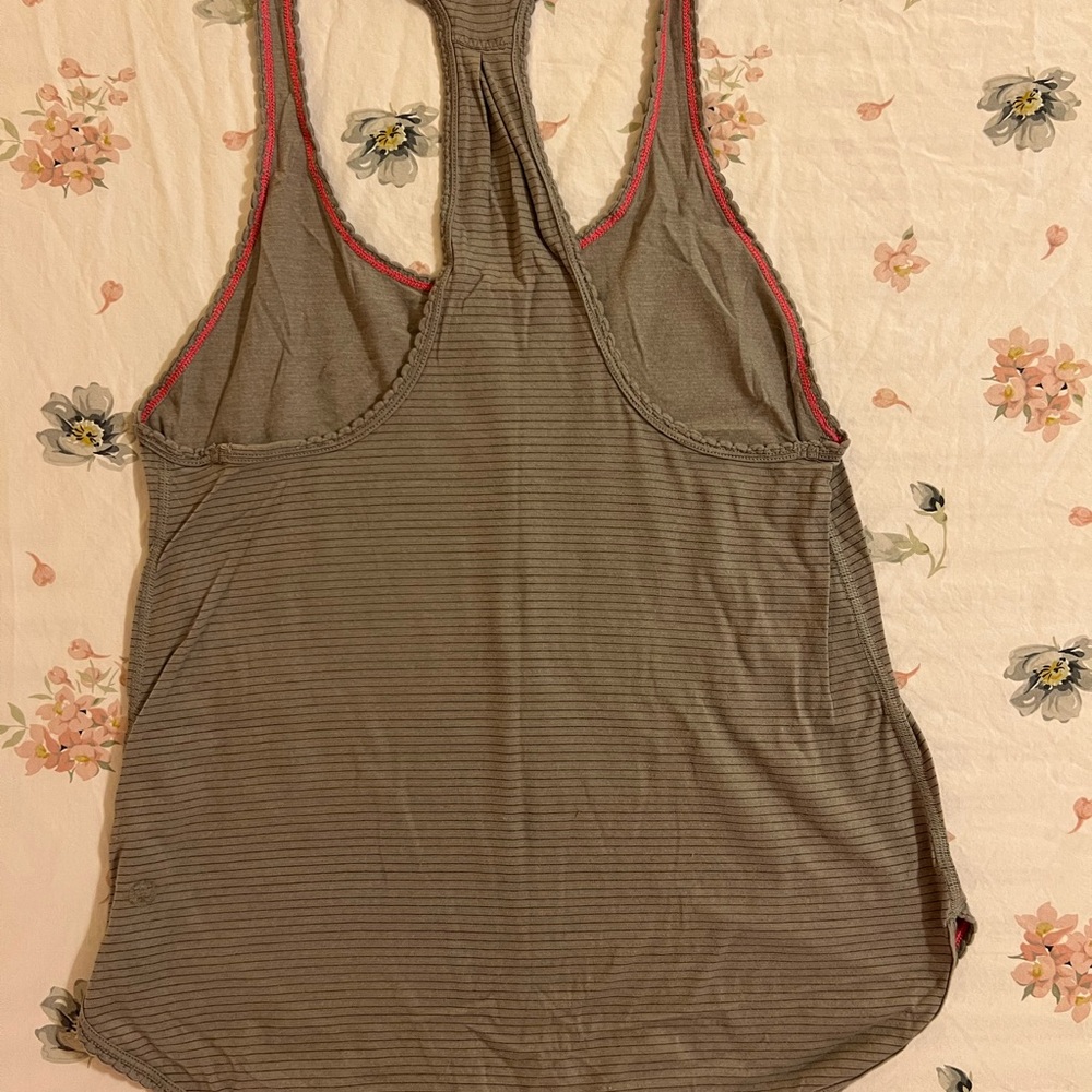 Lululemon Racer back gray tank